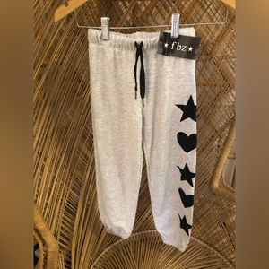 FLOWERS BY ZOE grey sweatpants with black stars size 6x